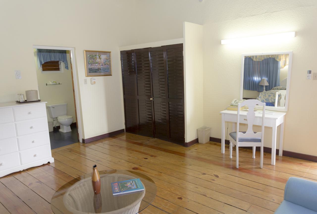 Hotel The Liguanea Club Kingston Esterno foto