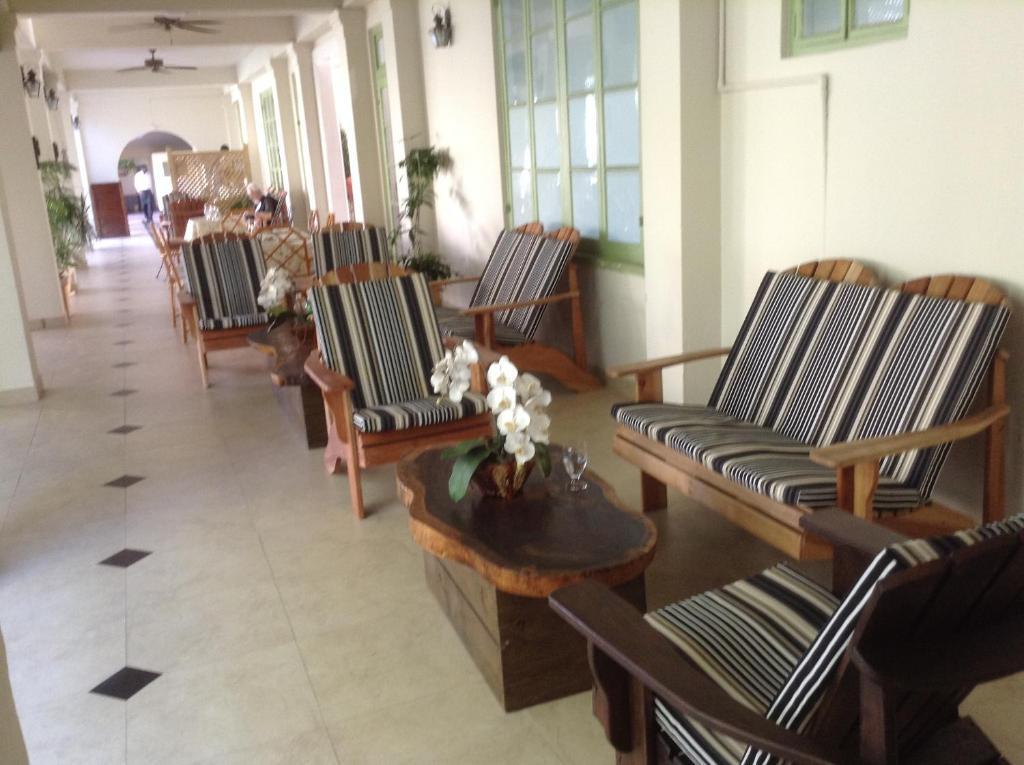 Hotel The Liguanea Club Kingston Esterno foto